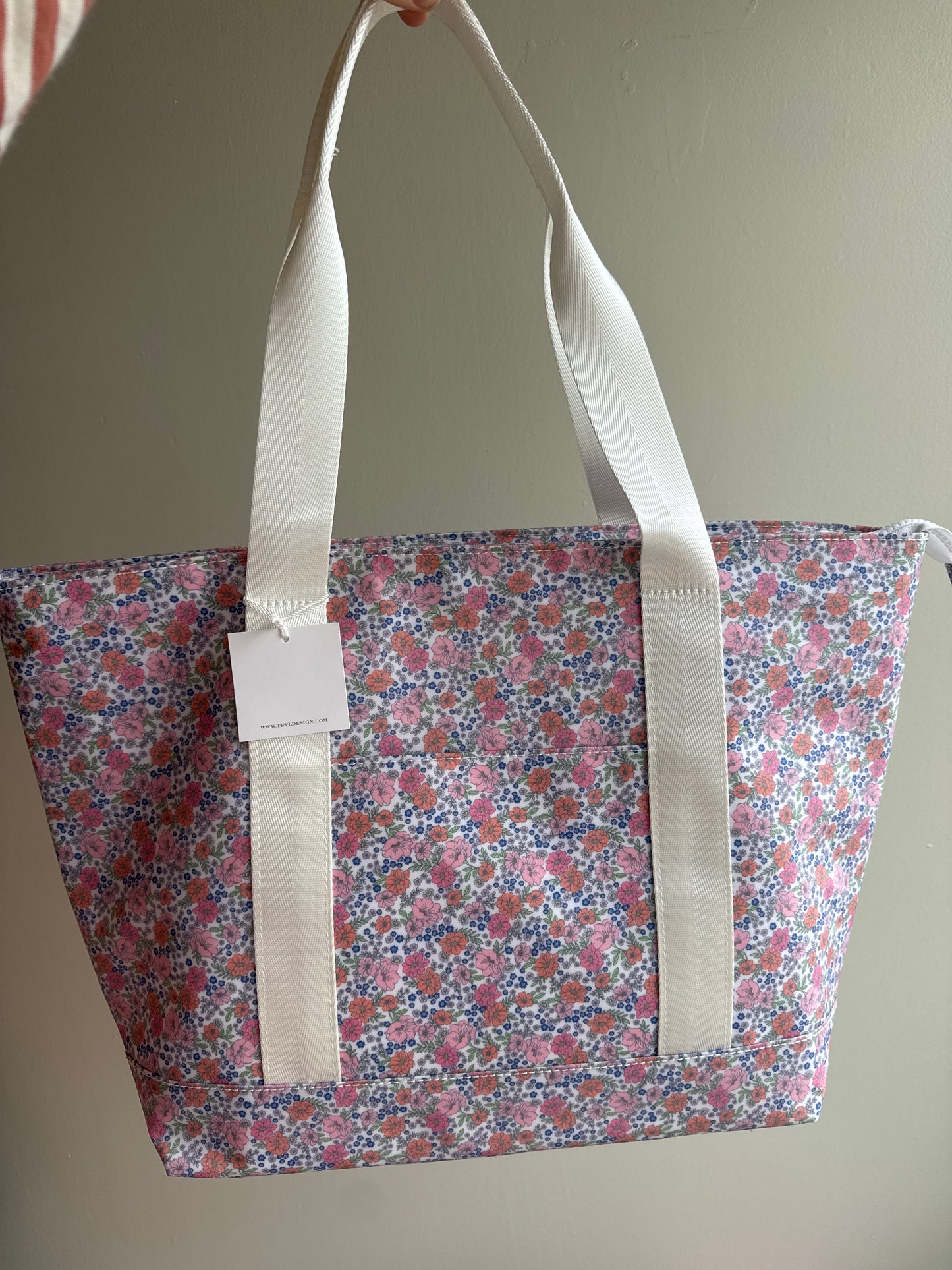 TRVL Tote Garden Floral