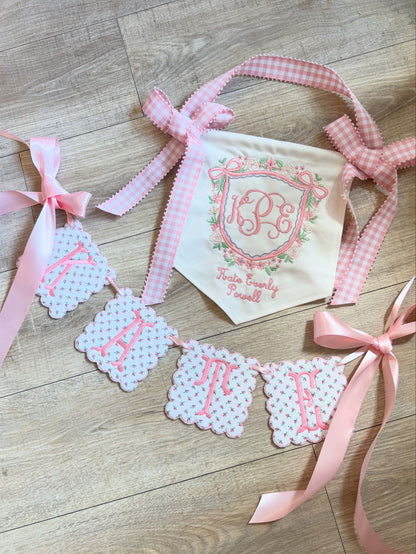 Scalloped Banner