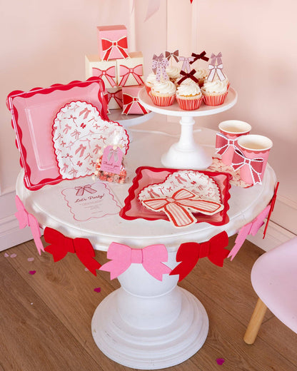 Bow Shaped Dinner Napkin