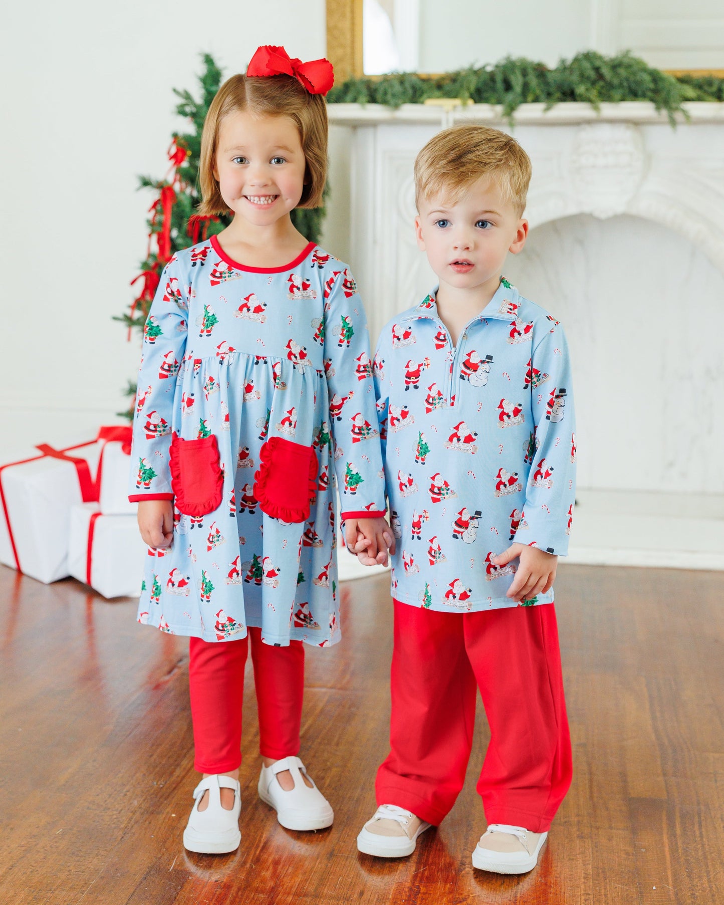 Here Comes Santa Claus Evan Pullover
