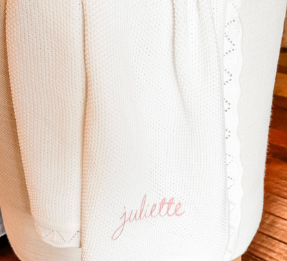 Scallop Edge Knit Blanket - White